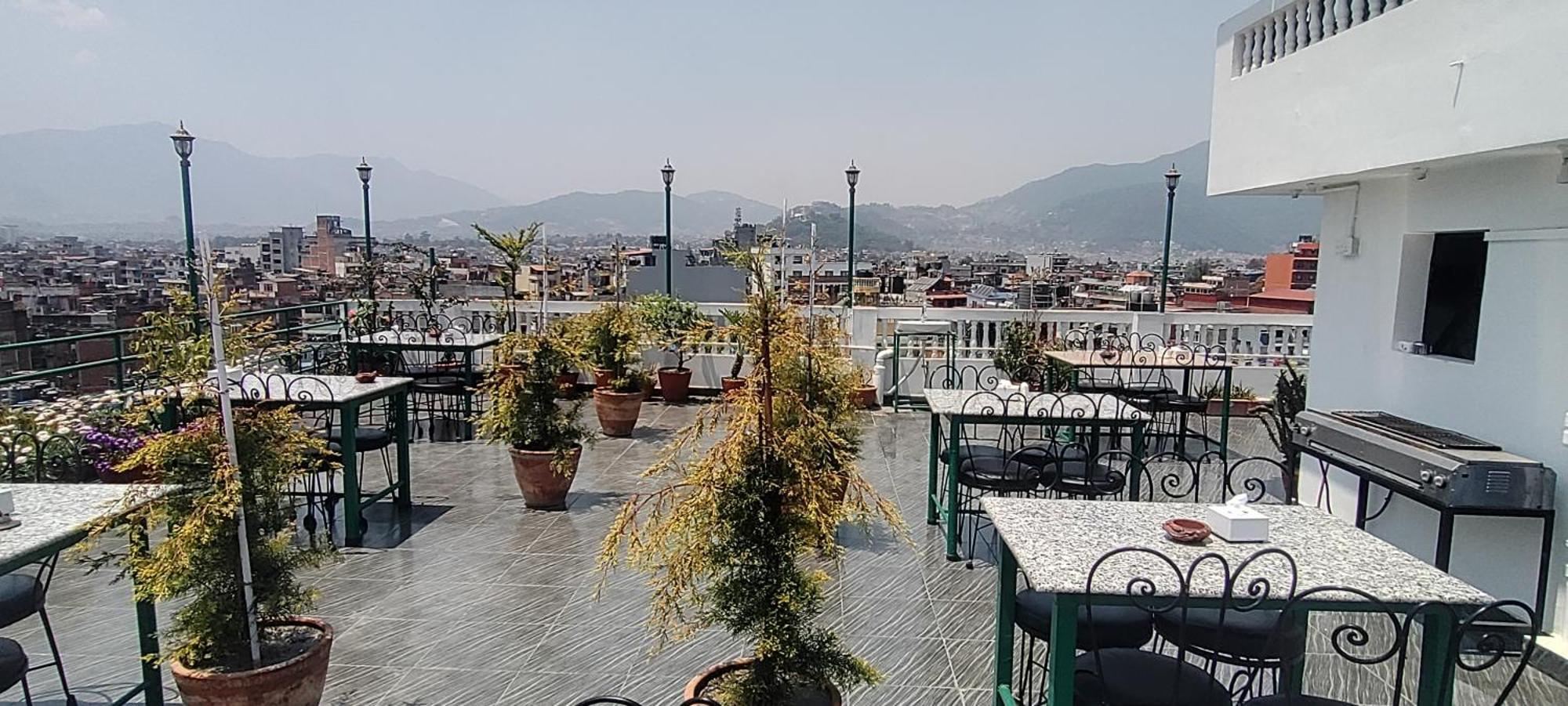 Nepalaya Hotel Κατμαντού Εξωτερικό φωτογραφία